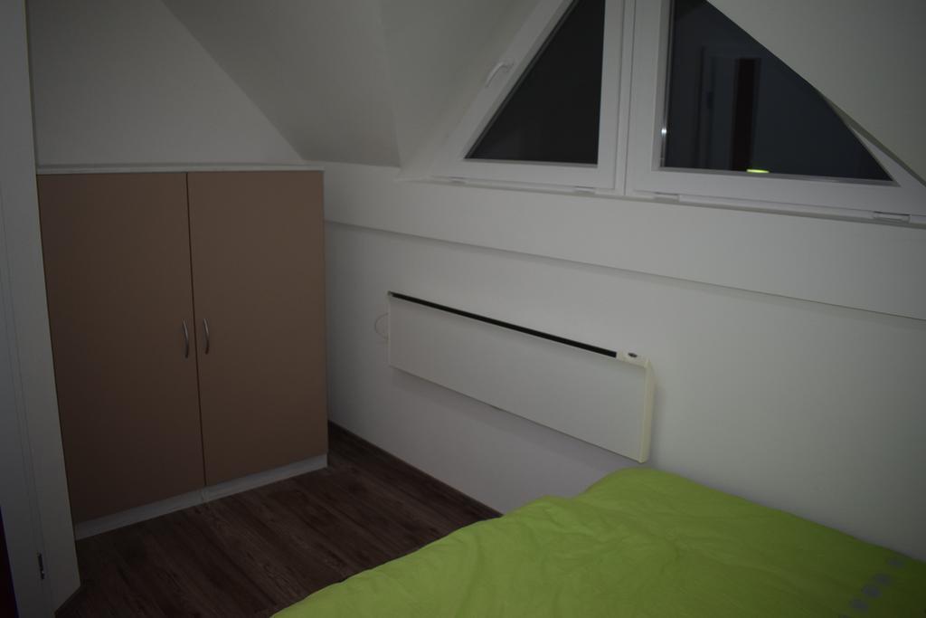 Borovnica Catez Apartment Catez ob Savi Ngoại thất bức ảnh